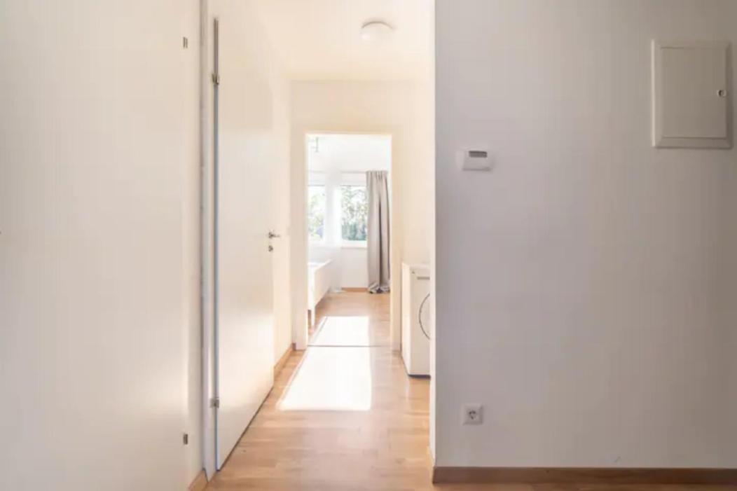 Near Lake Fully Furnished Beautiful Apartment Wien Eksteriør billede