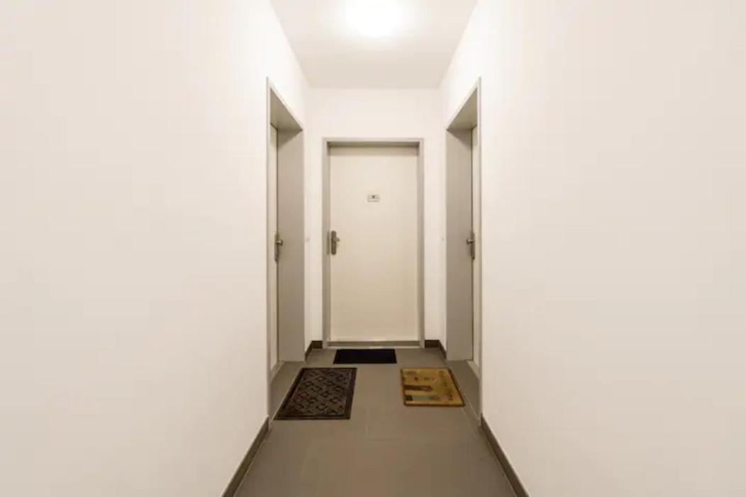 Near Lake Fully Furnished Beautiful Apartment Wien Eksteriør billede